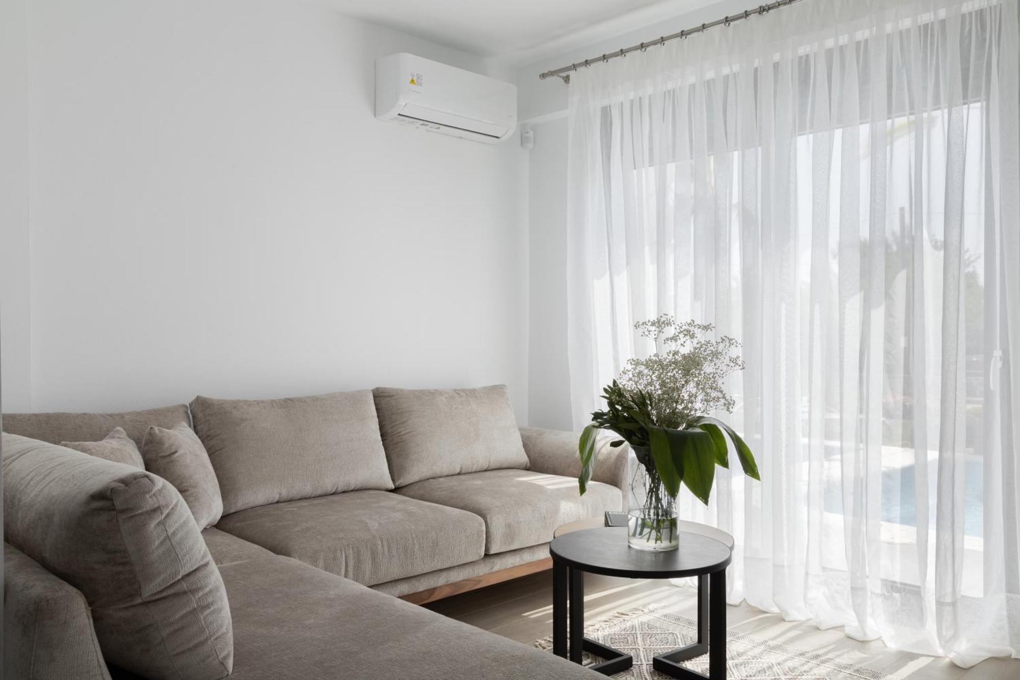 Sea Complex Apartment Ofrinion