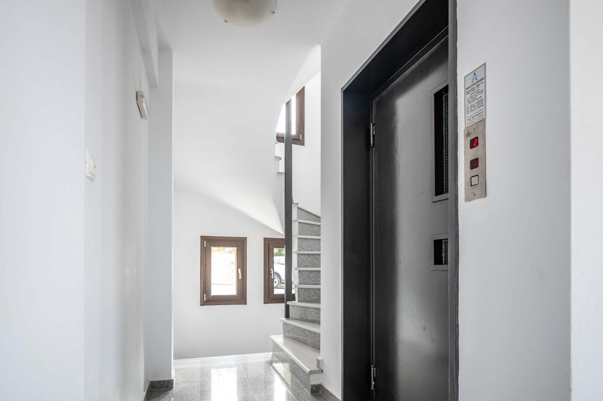 Magical Seaside Town Boutique Apts 1 * Kyparissia