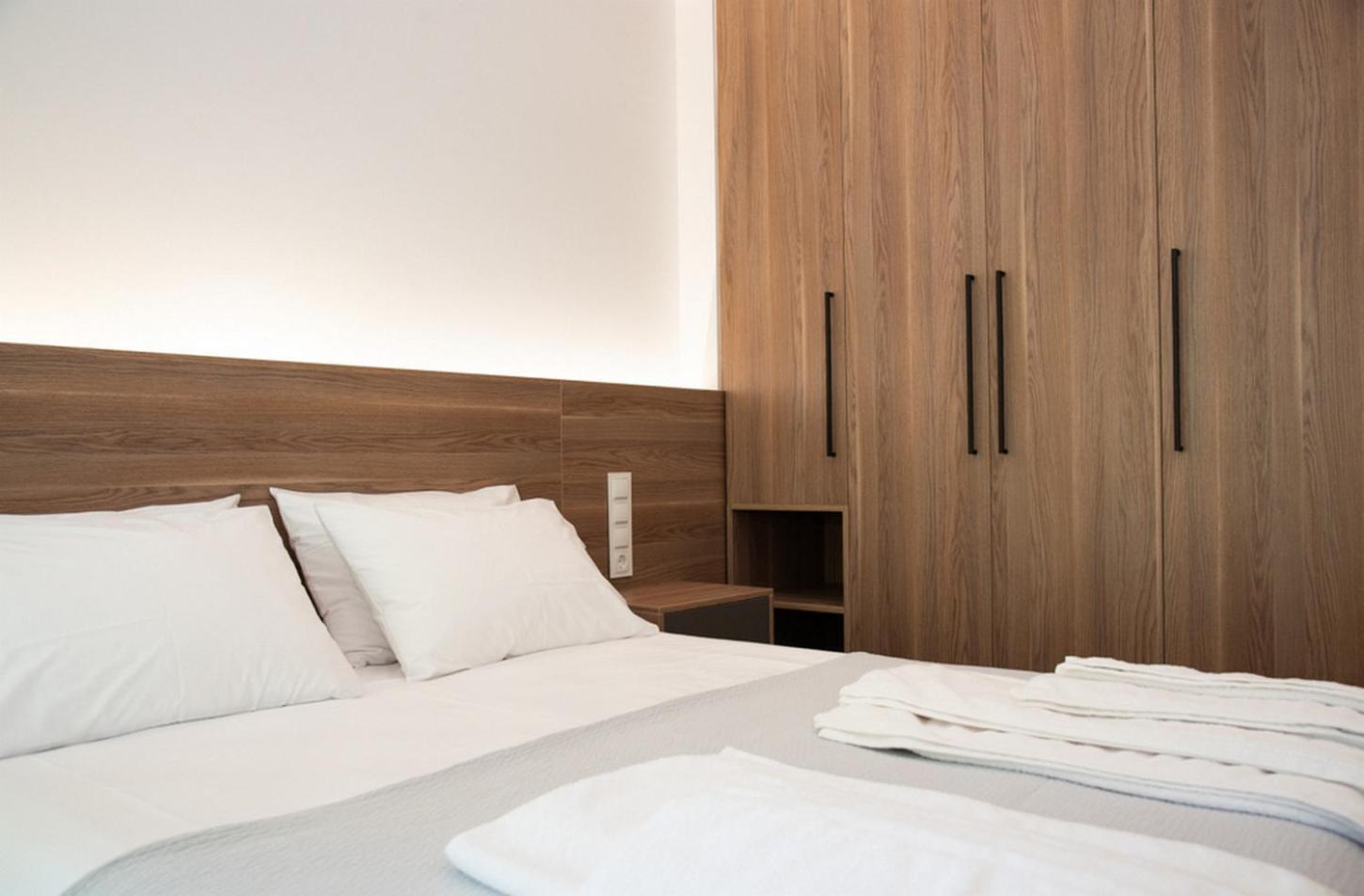 Rock&seaview Apartment Livanatai