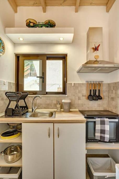 Valley View Apartment *