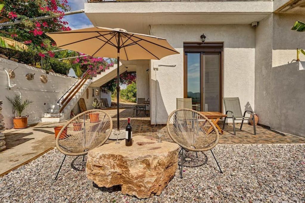 Valley View Apartment *