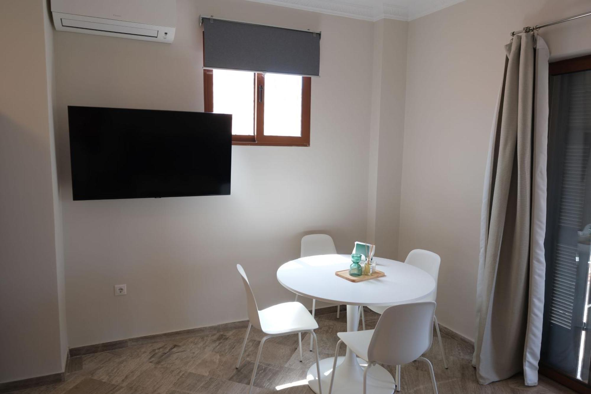 Central Apartments Apartment Kardamyli