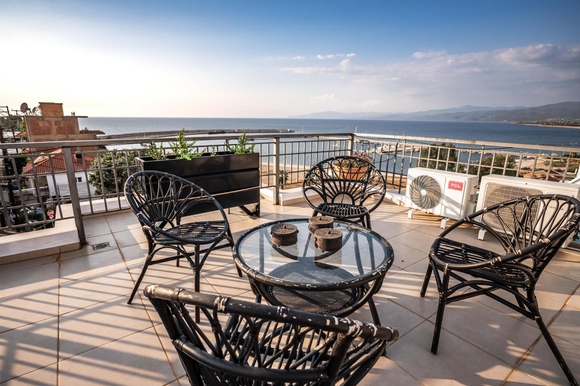 Magical Seaside Town Boutique Apts 1 * Kyparissia