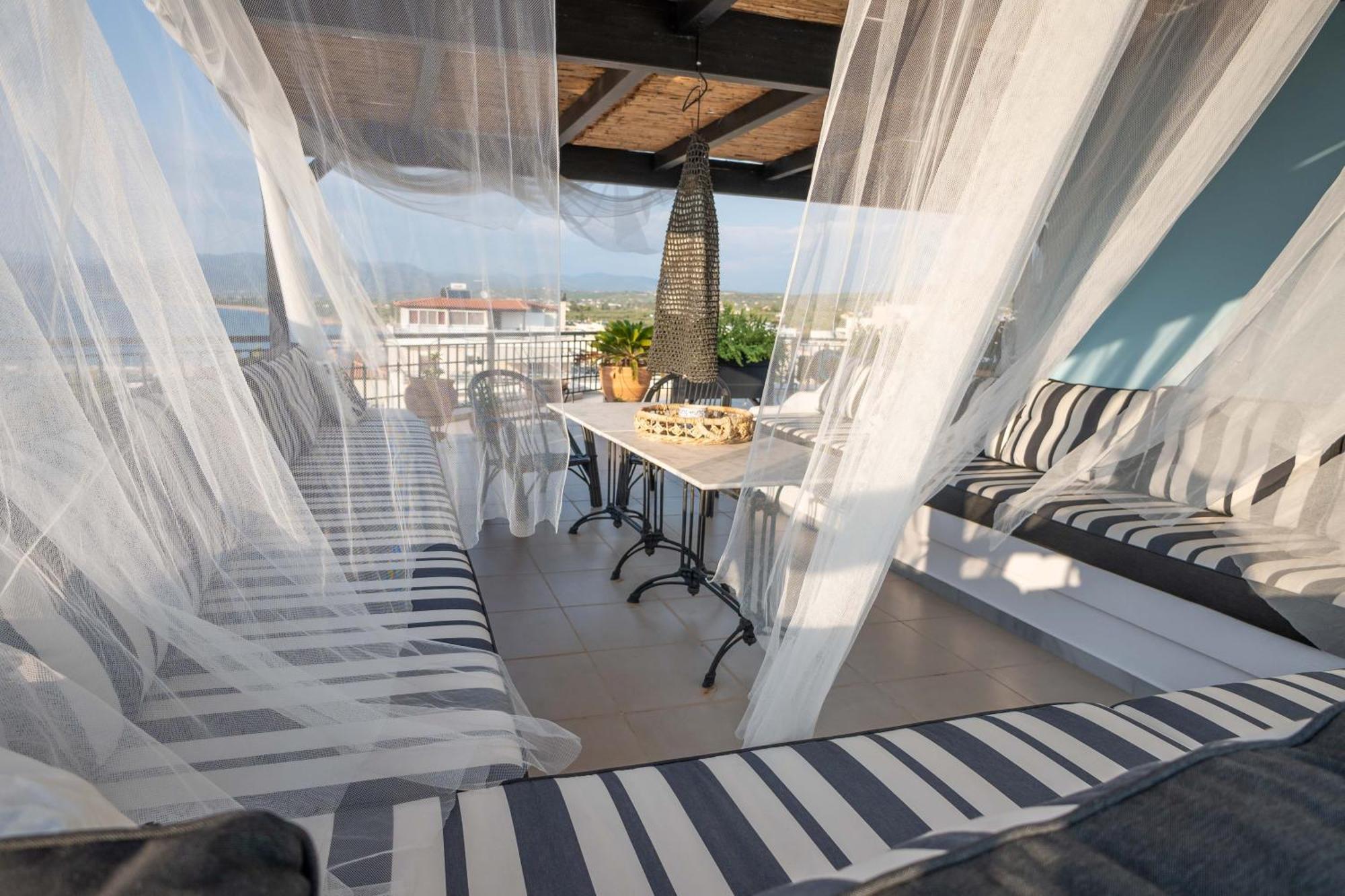 Magical Seaside Town Boutique Apts 1 Apartment