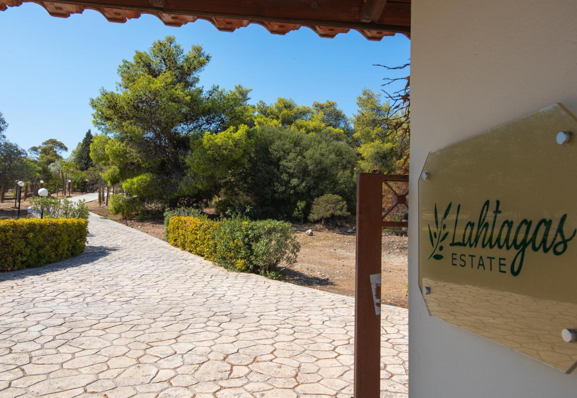 Villa Lahtagas Estate With Private Swimming Pool