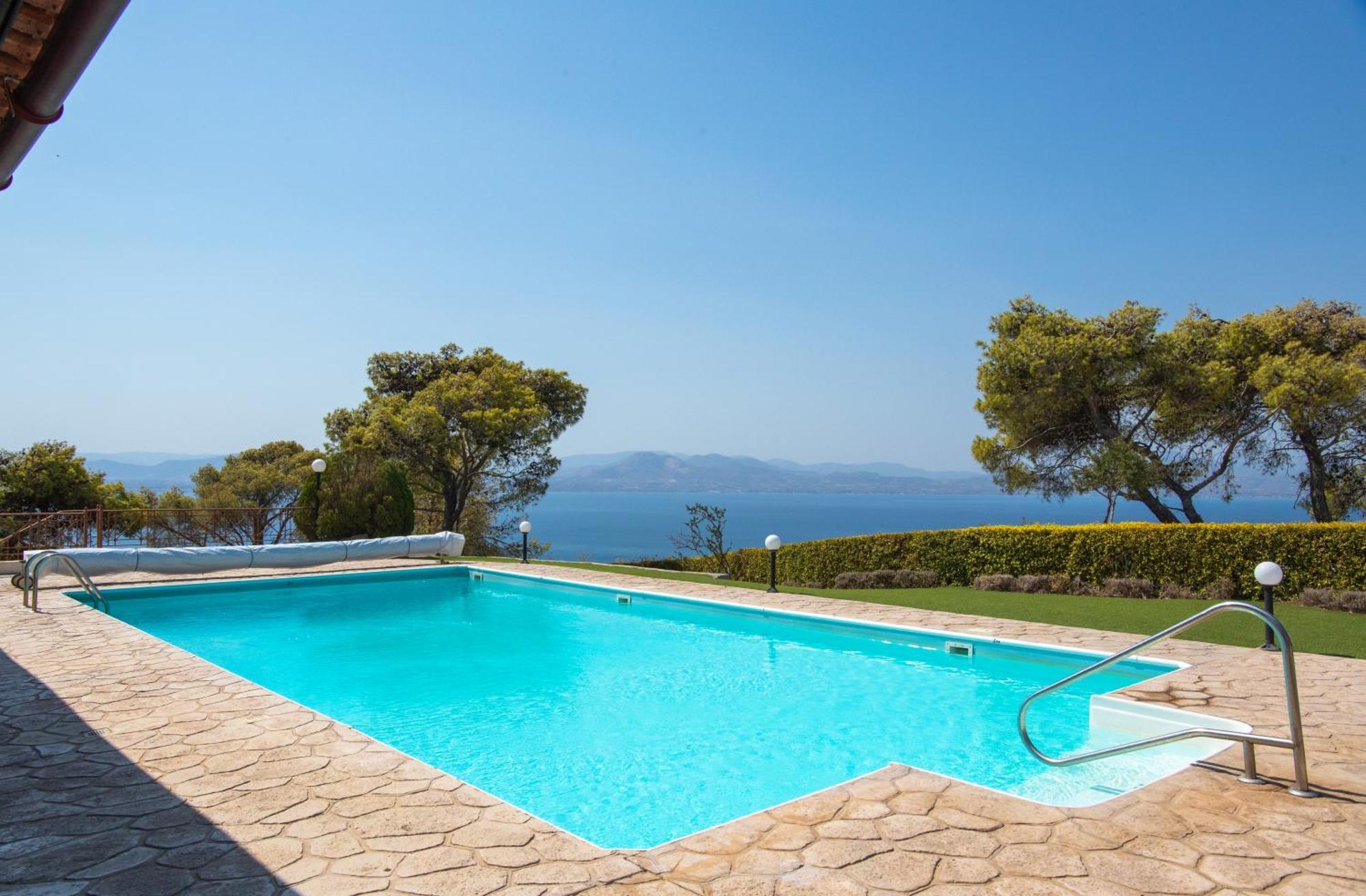 Villa Lahtagas Estate With Private Swimming Pool
