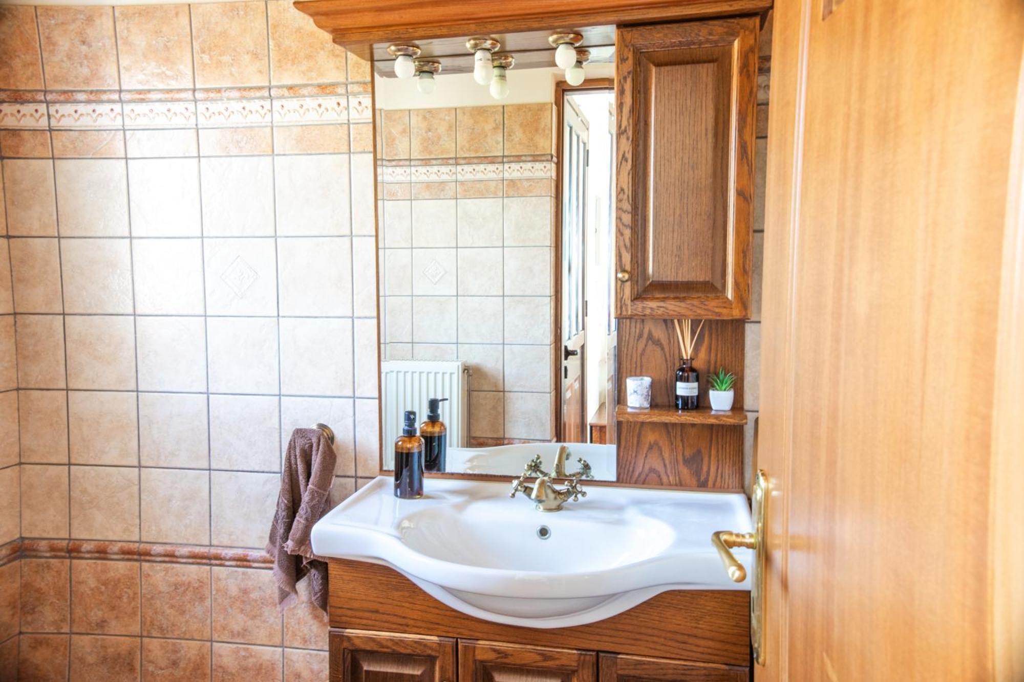 Lahtagas Estate With Private Swimming Pool Villa