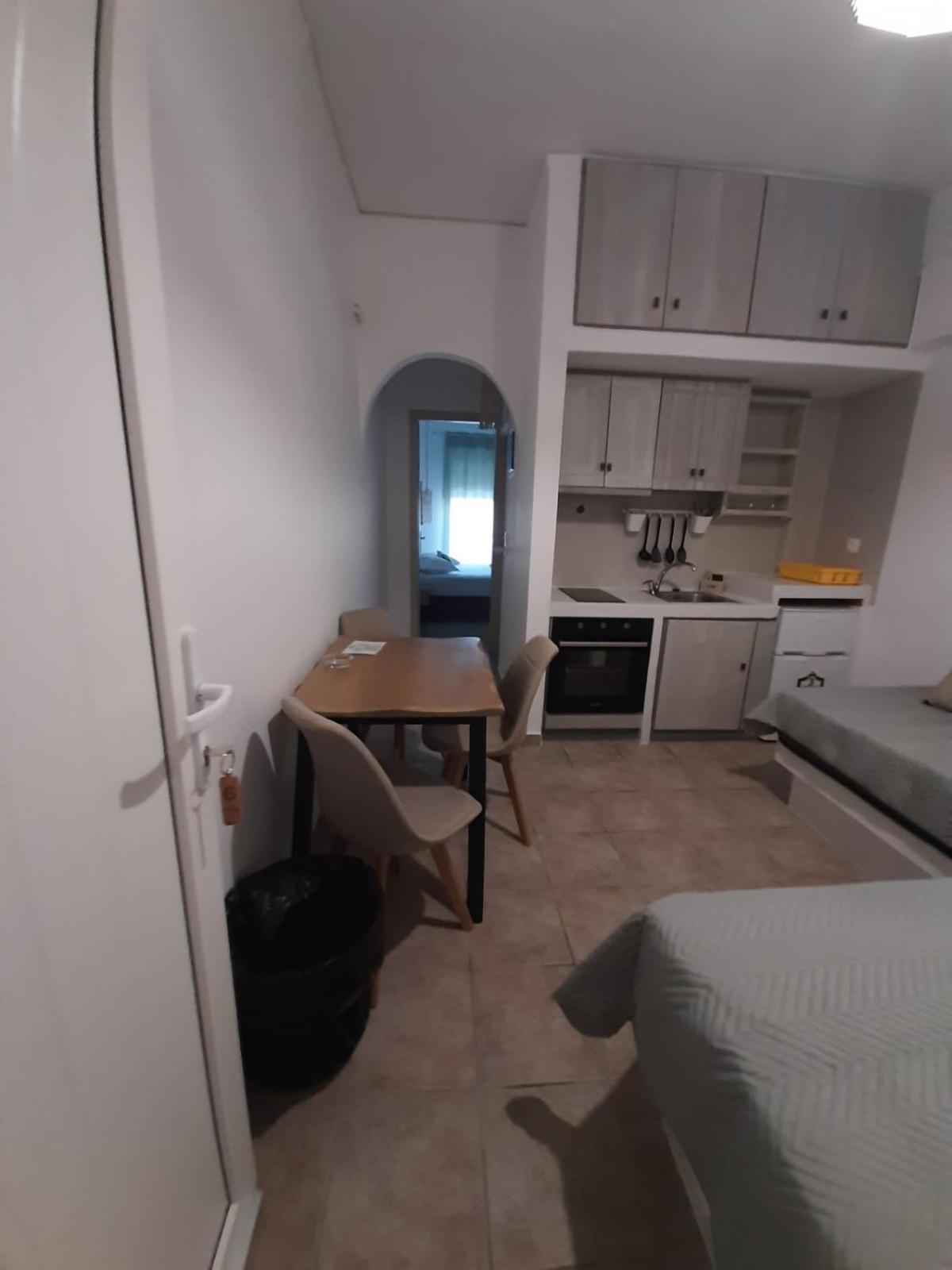 ρομαντζα 6 Apartment Merichas