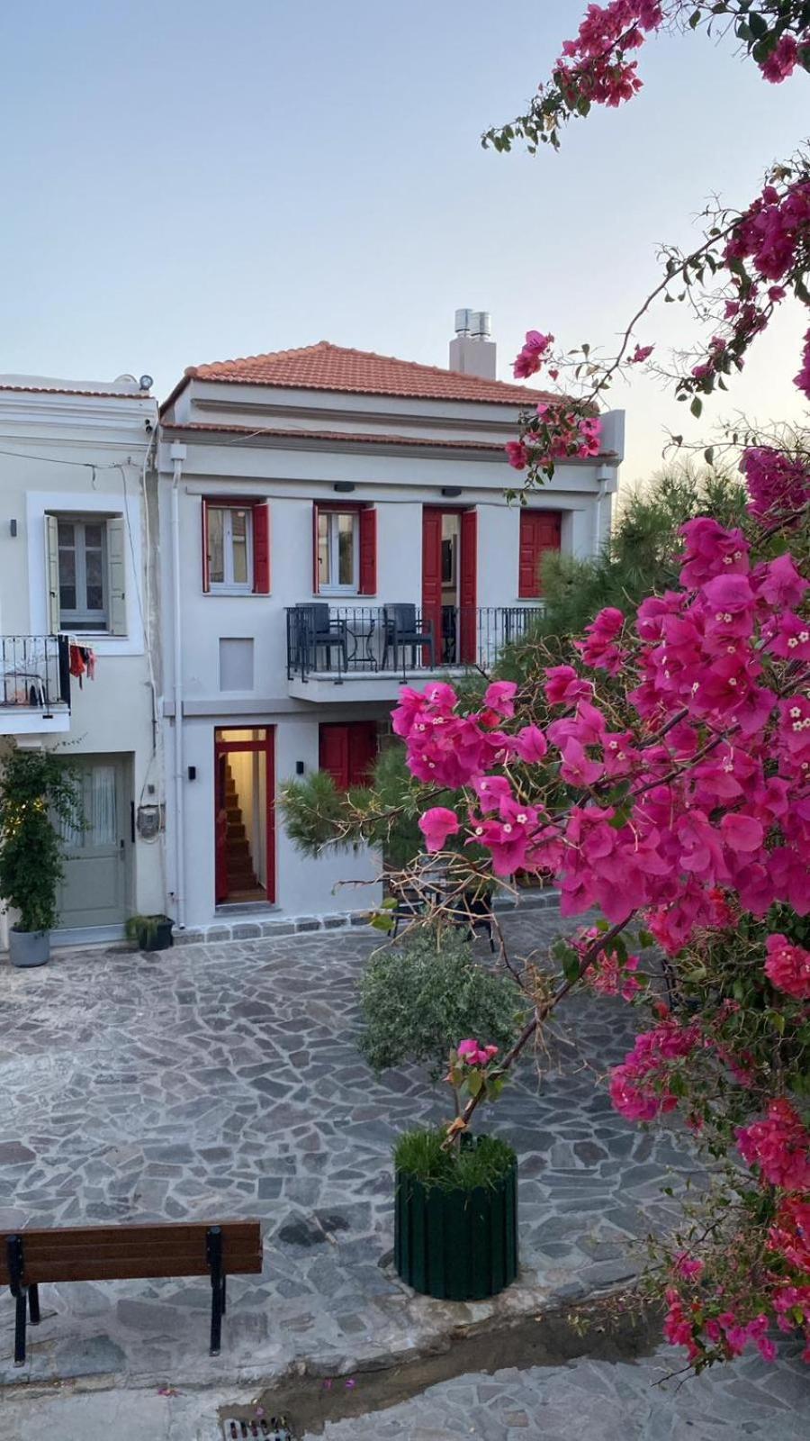 Rodonas-apartments