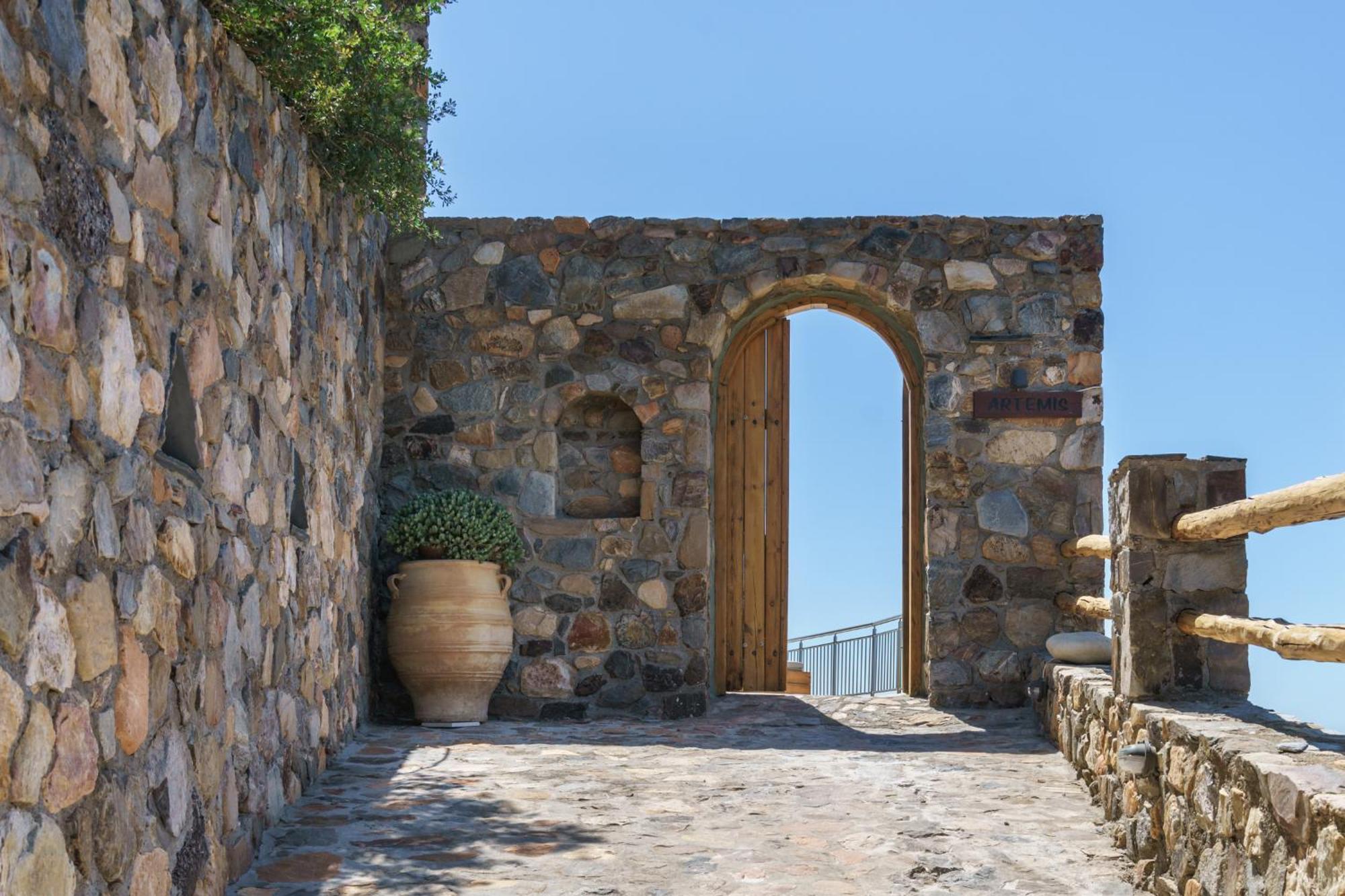 Newly Renovated Artemis With Private Pool Just 20min From Elafonissi