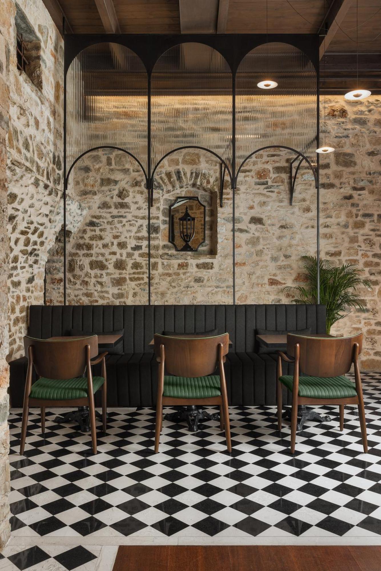 Hotel Stoes Boutique 5*