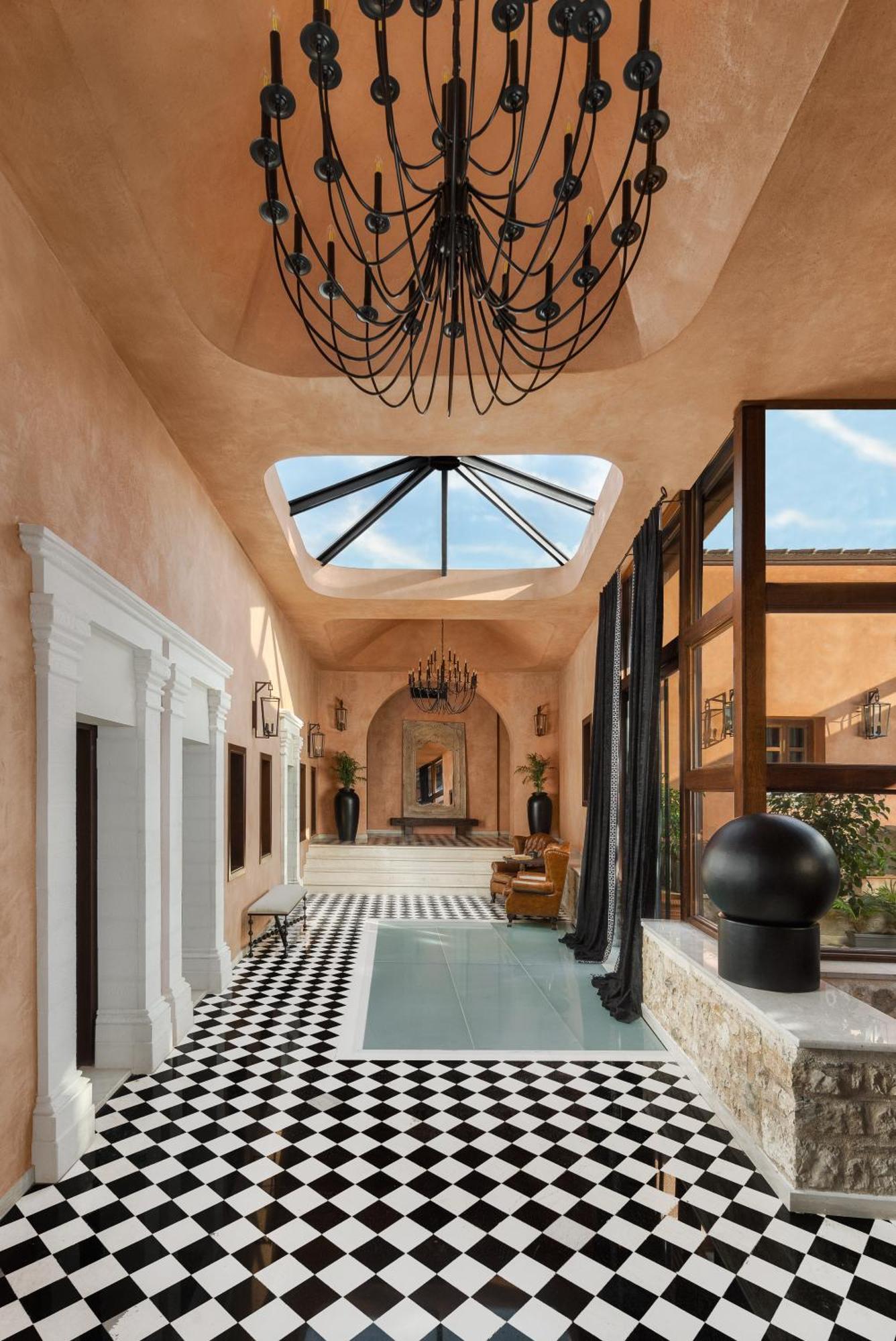 Hotel Stoes Boutique 5*