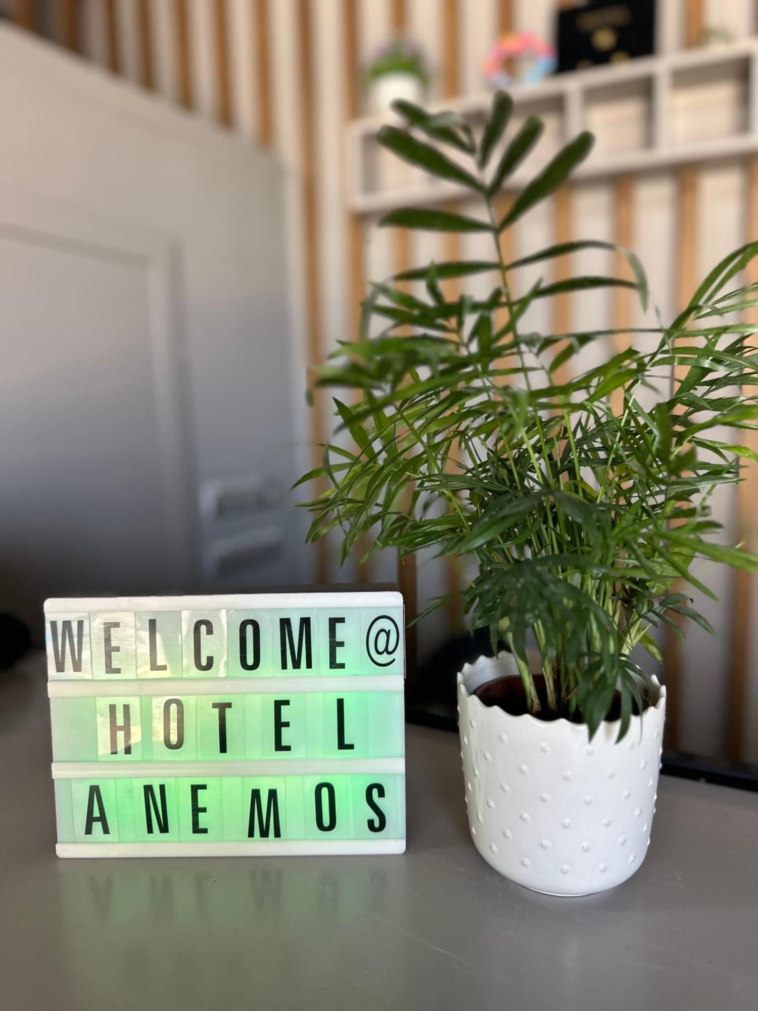 Hotel Anemos