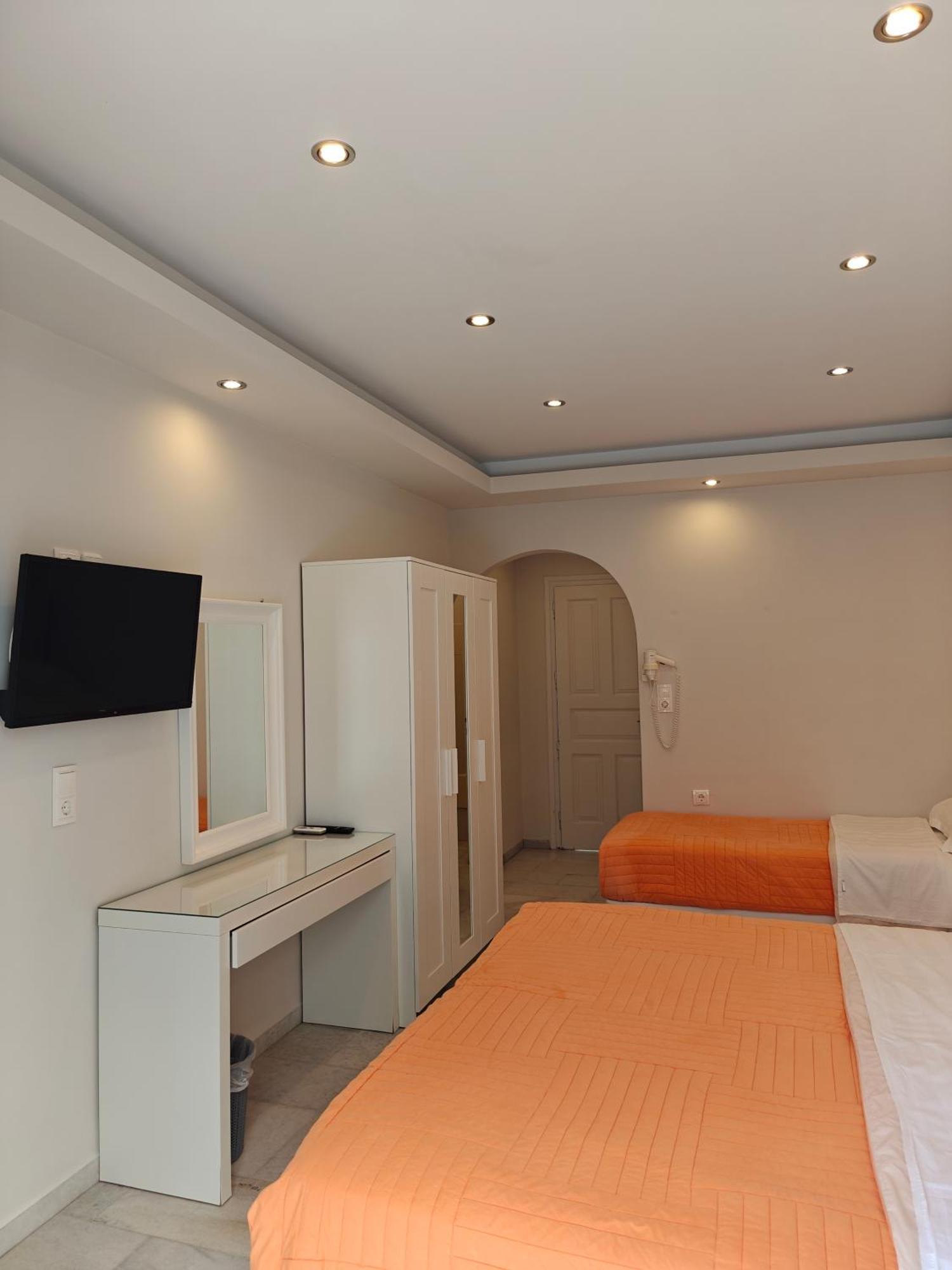 Aparthotel Sagterra 2*