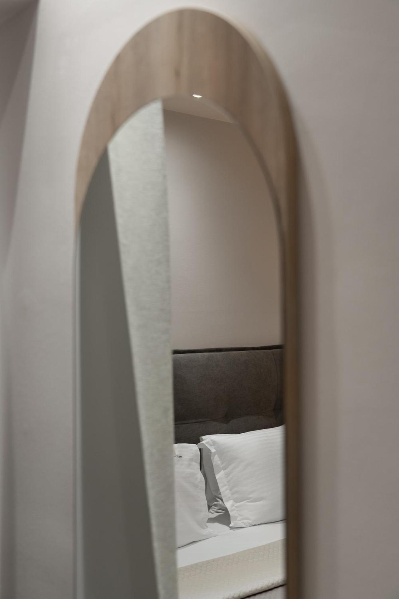 Piraeus City Hotel
