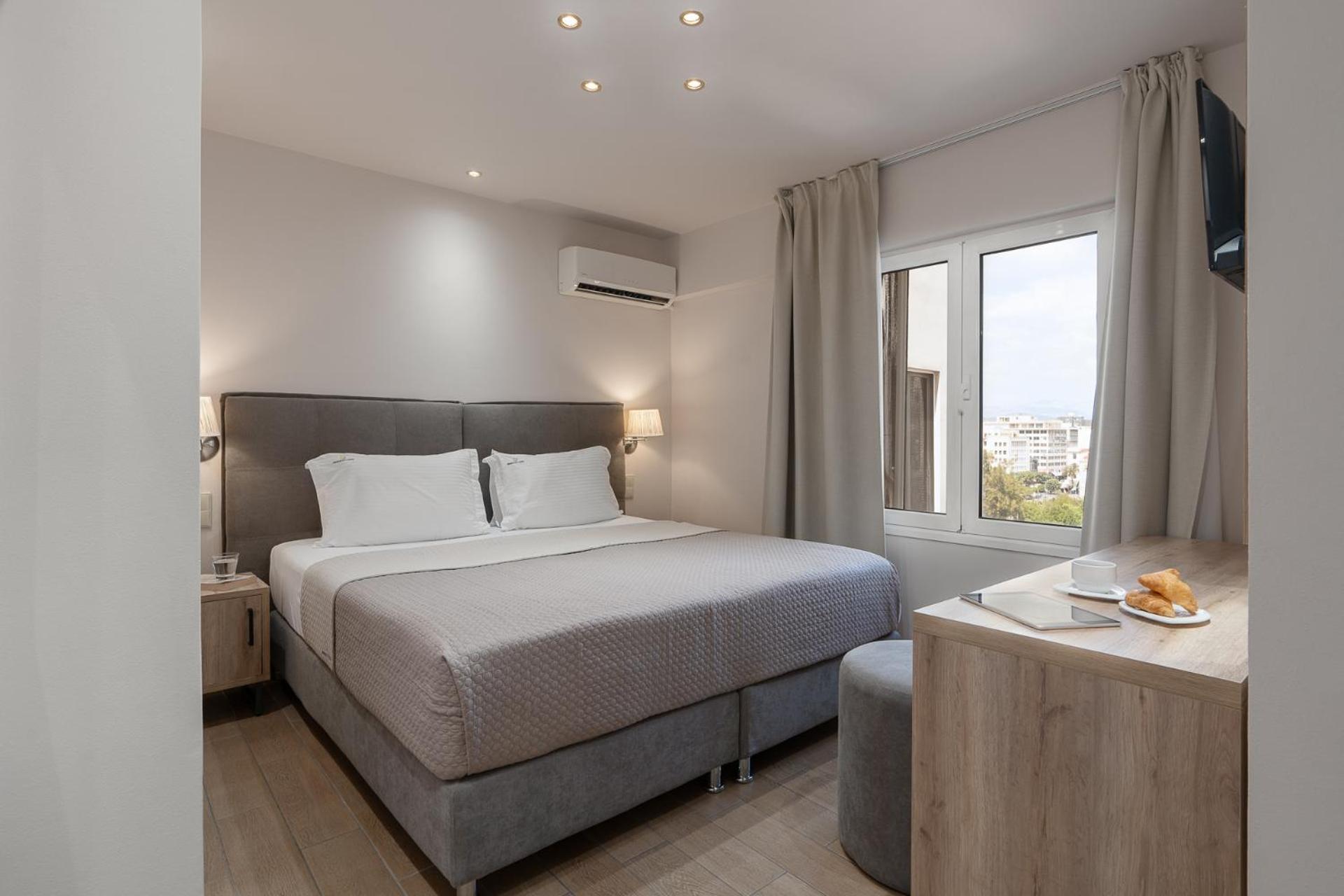 Hotel Piraeus City Hotel 3*