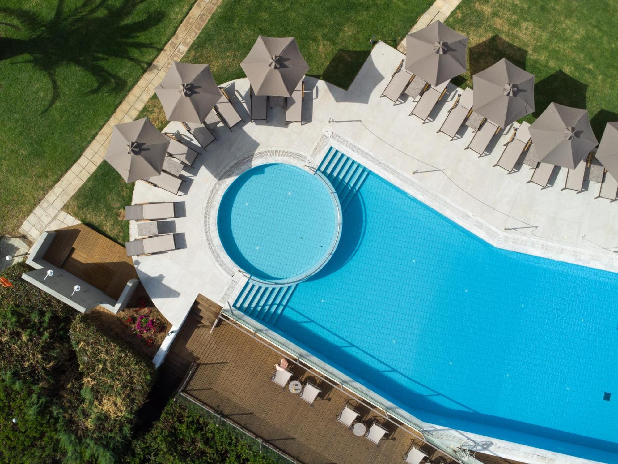 Hotel Niforeika Beach Hotel