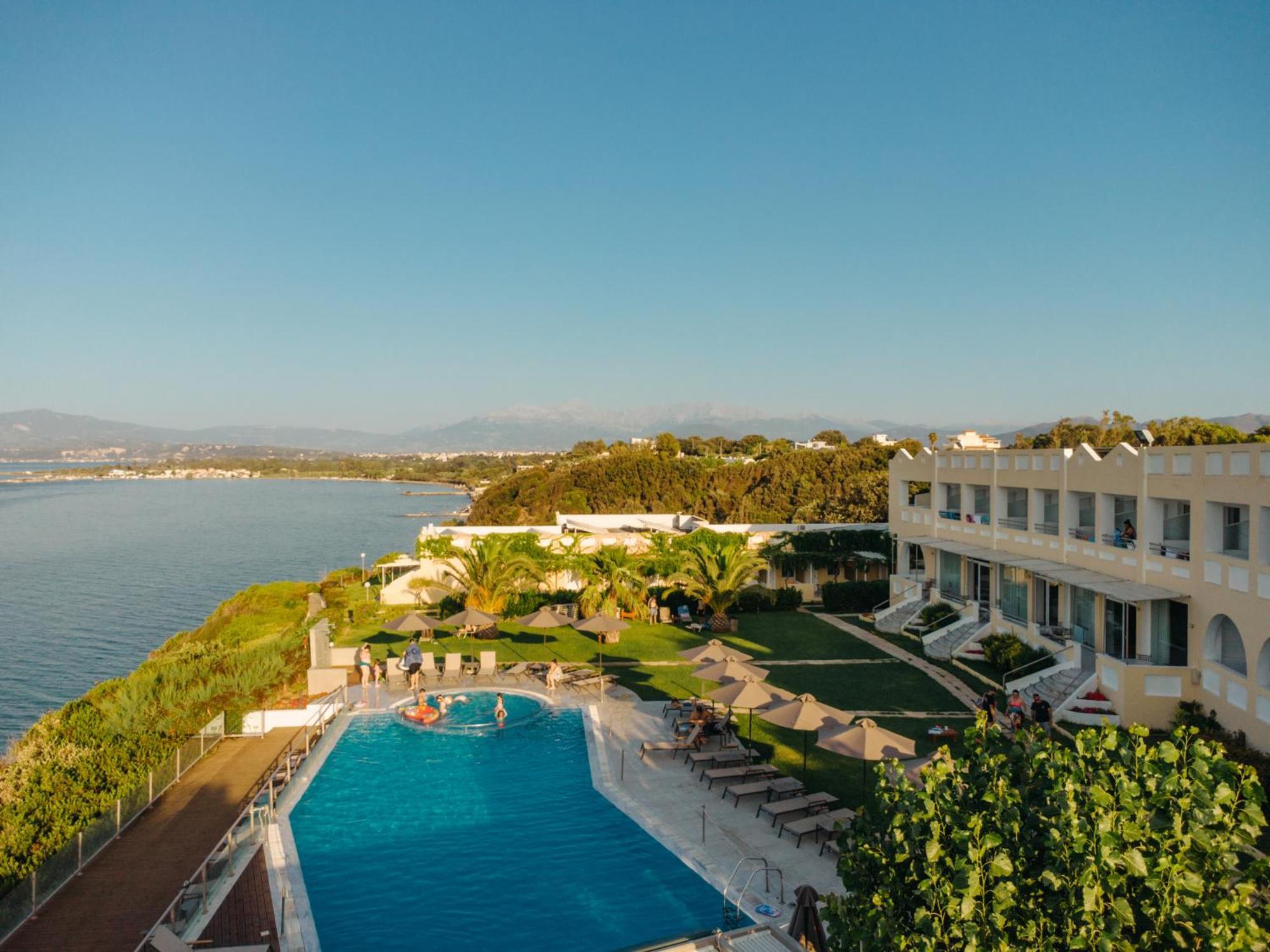 Hotel Niforeika Beach Hotel