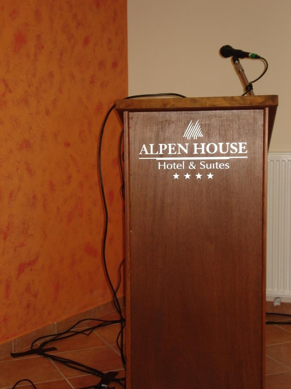 Alpen House & Hotel