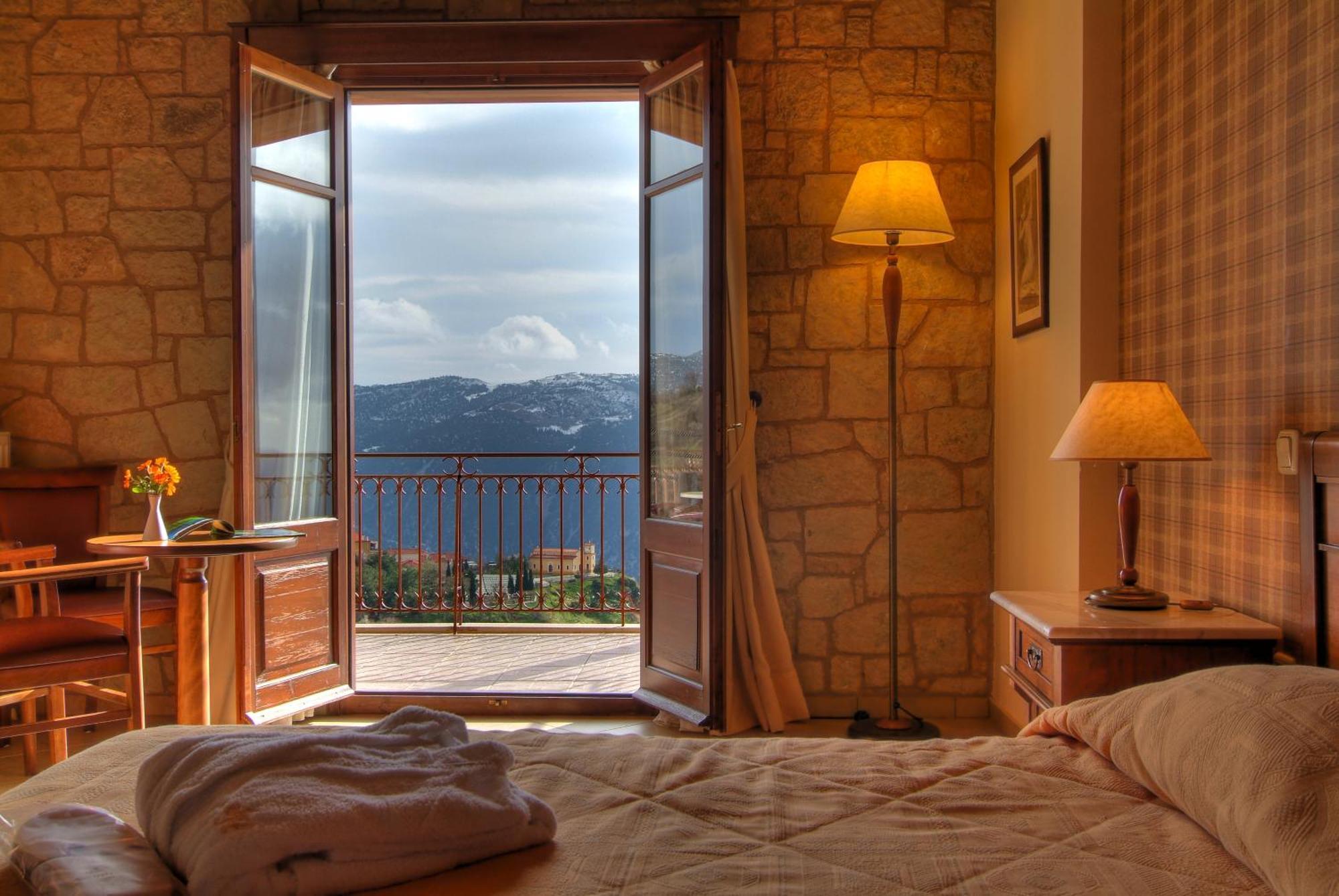Alpen House & Hotel 4*