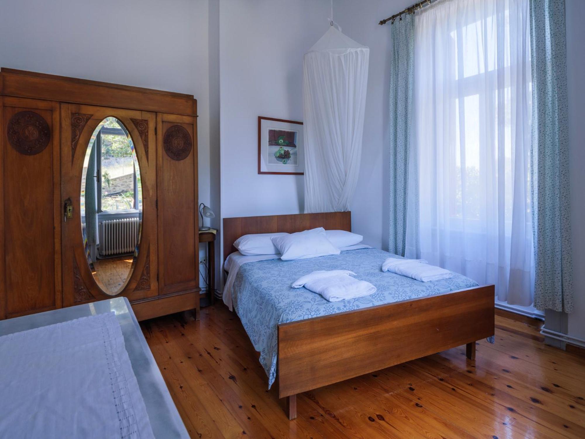 V. Molova, Molyvos, Lesvos Holiday home *