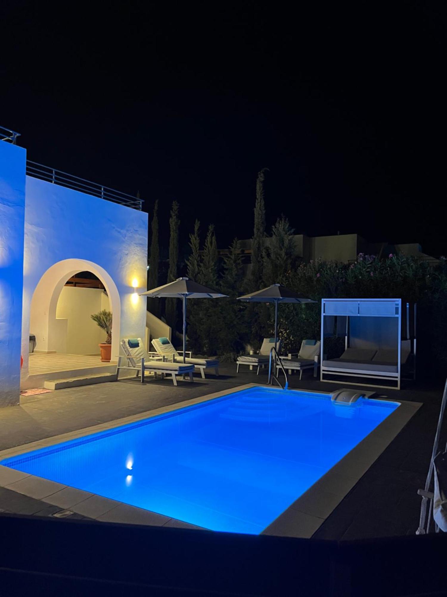 Milos Complex Pefki (Rhodes)