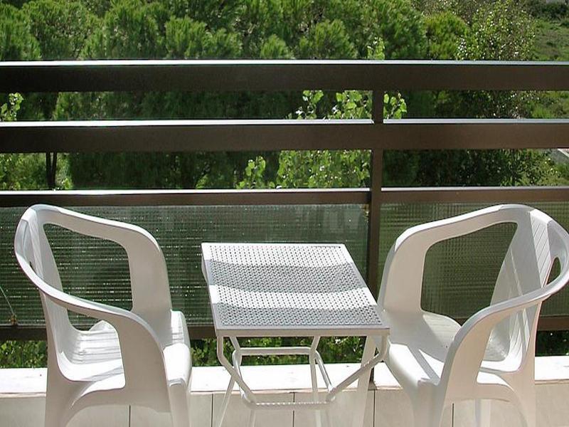 Irinna Hotel