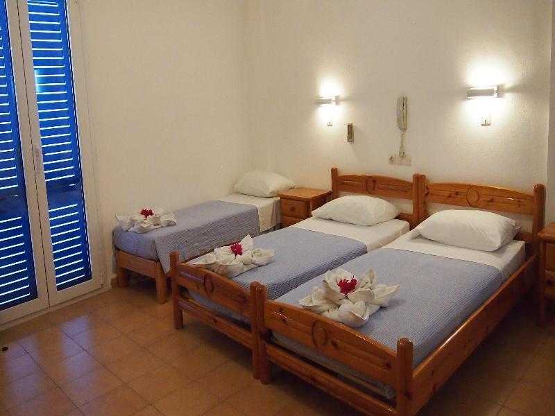 Homer's Hotel 3*