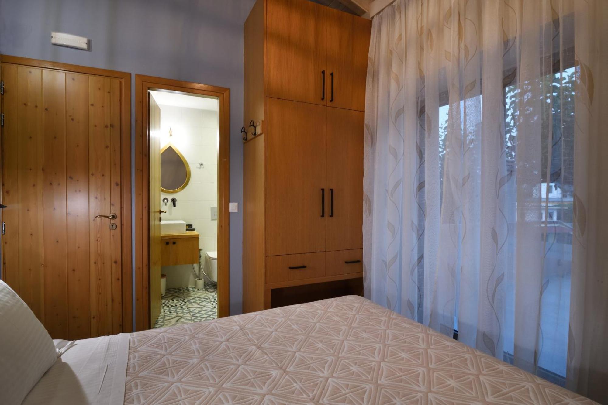 Alexandras's Mansion - Fragkia's House * Agia (Chania, Crete)