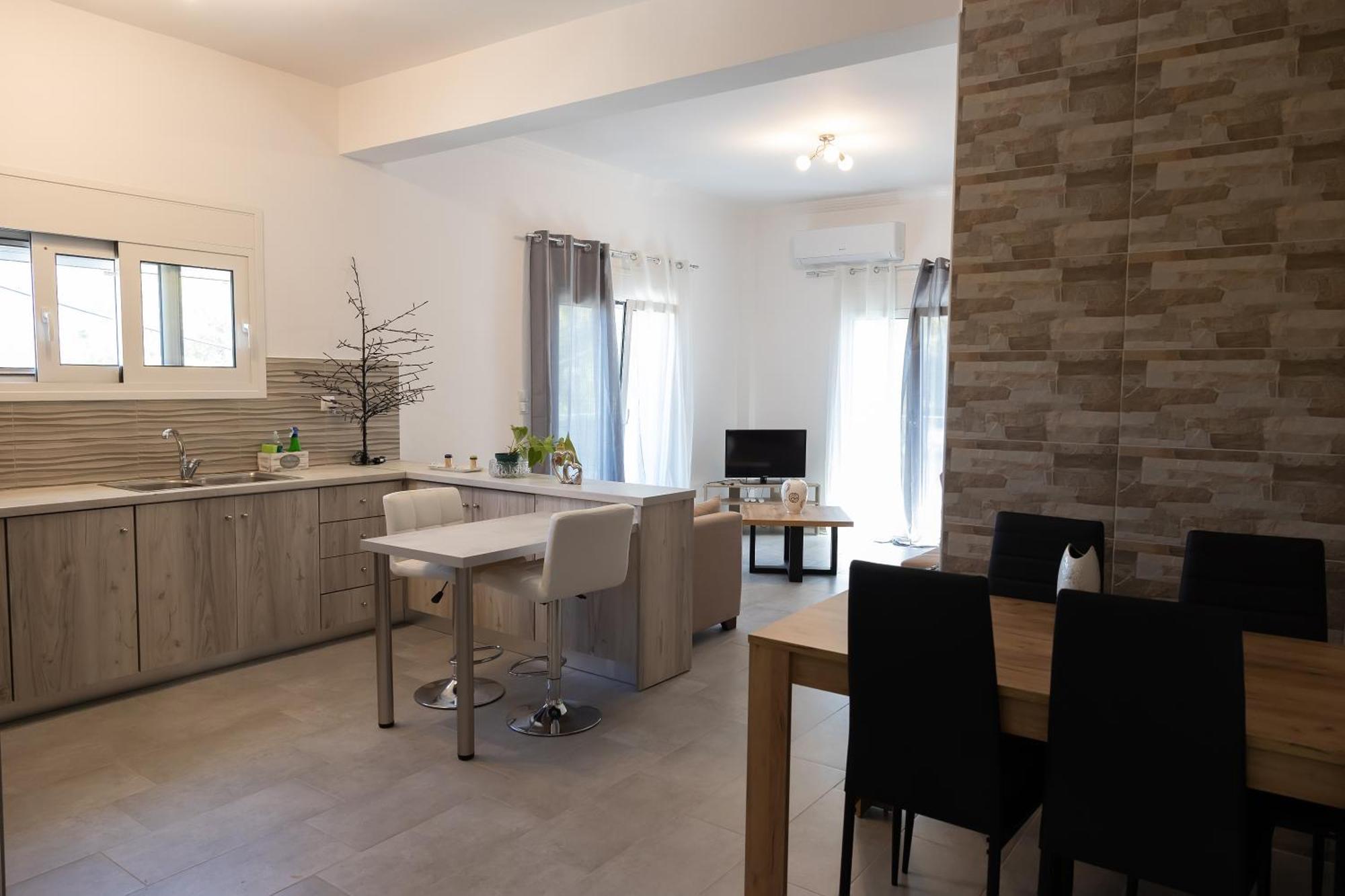 Apartment The Pines Palaia Fokaia