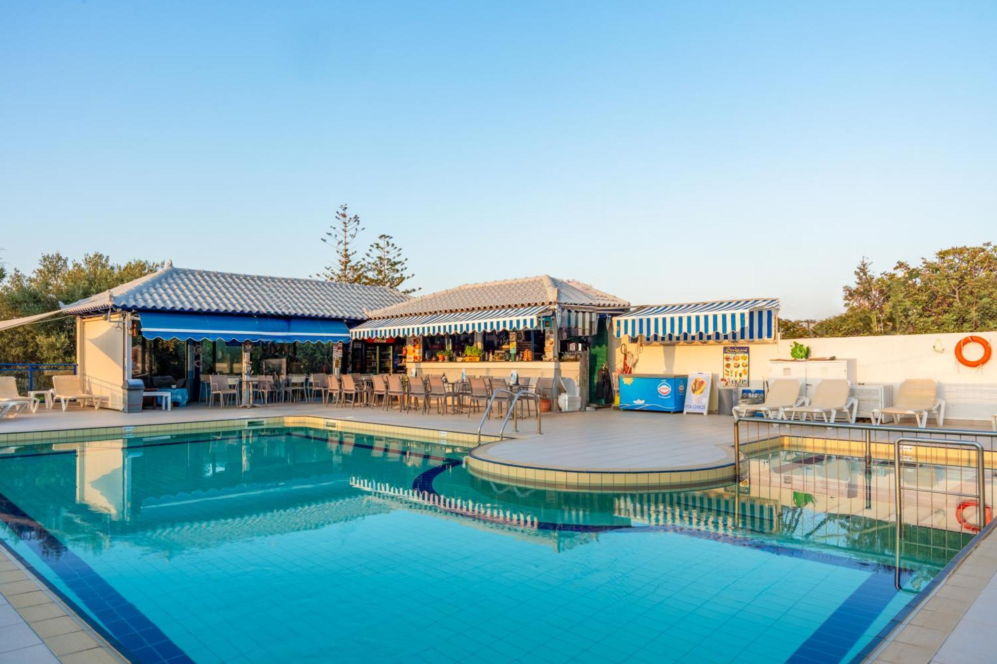 Sergiani Garden Aparthotel