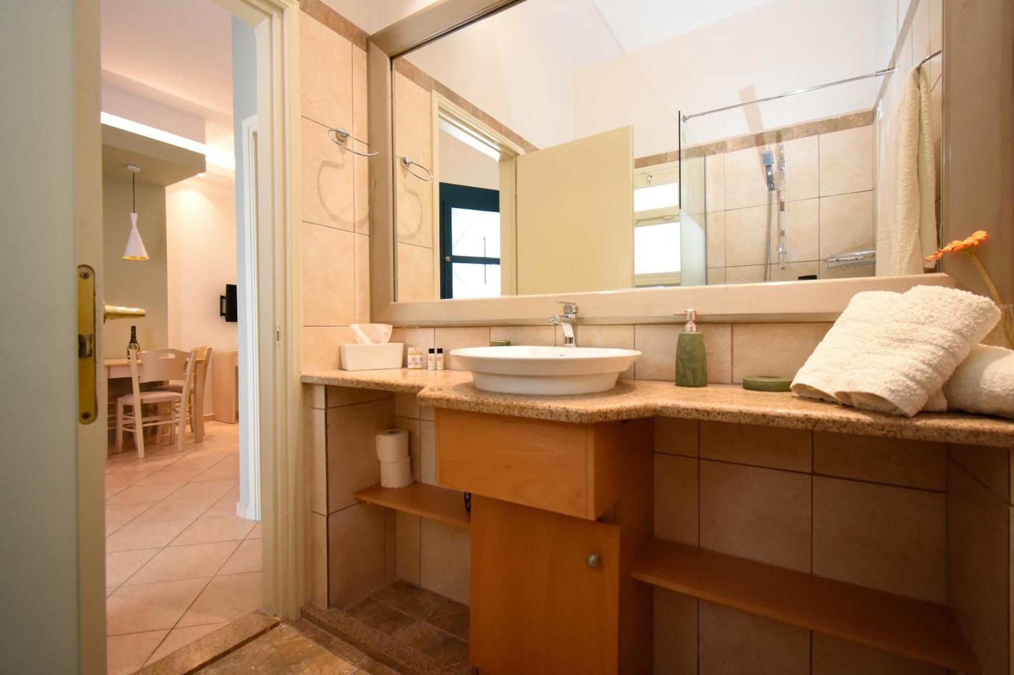 Aparthotel Elena Village