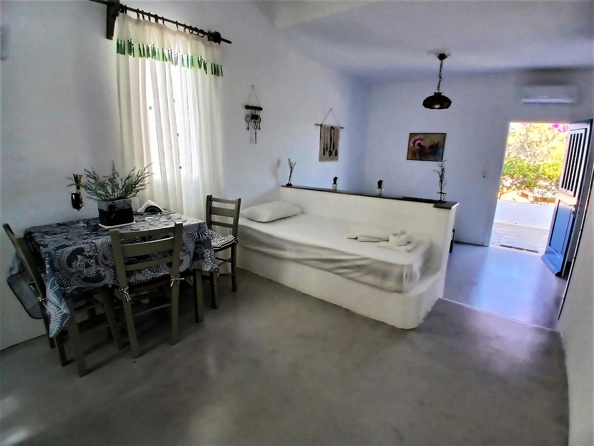 Apartment Fragos