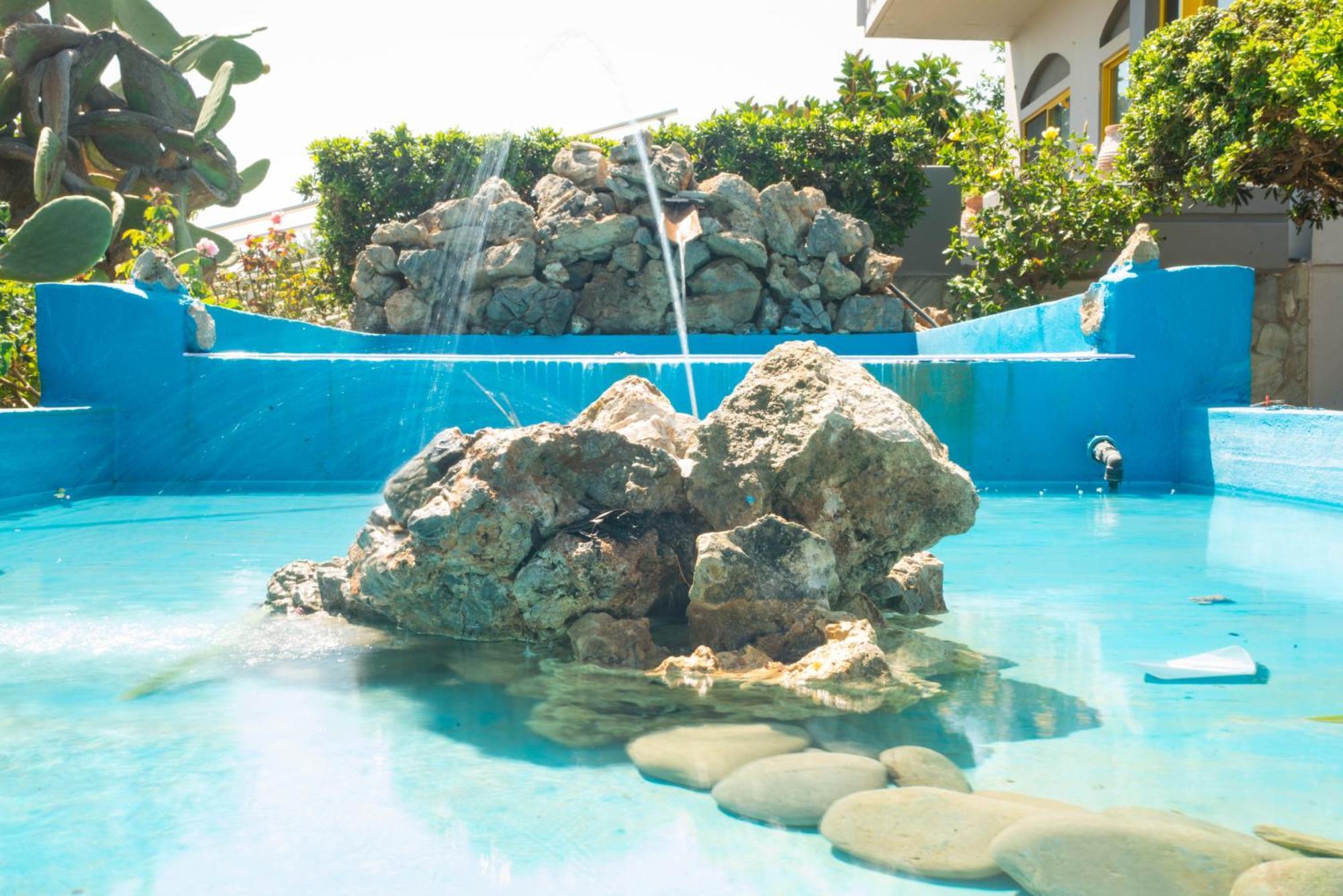 Hotel Nereides 3*