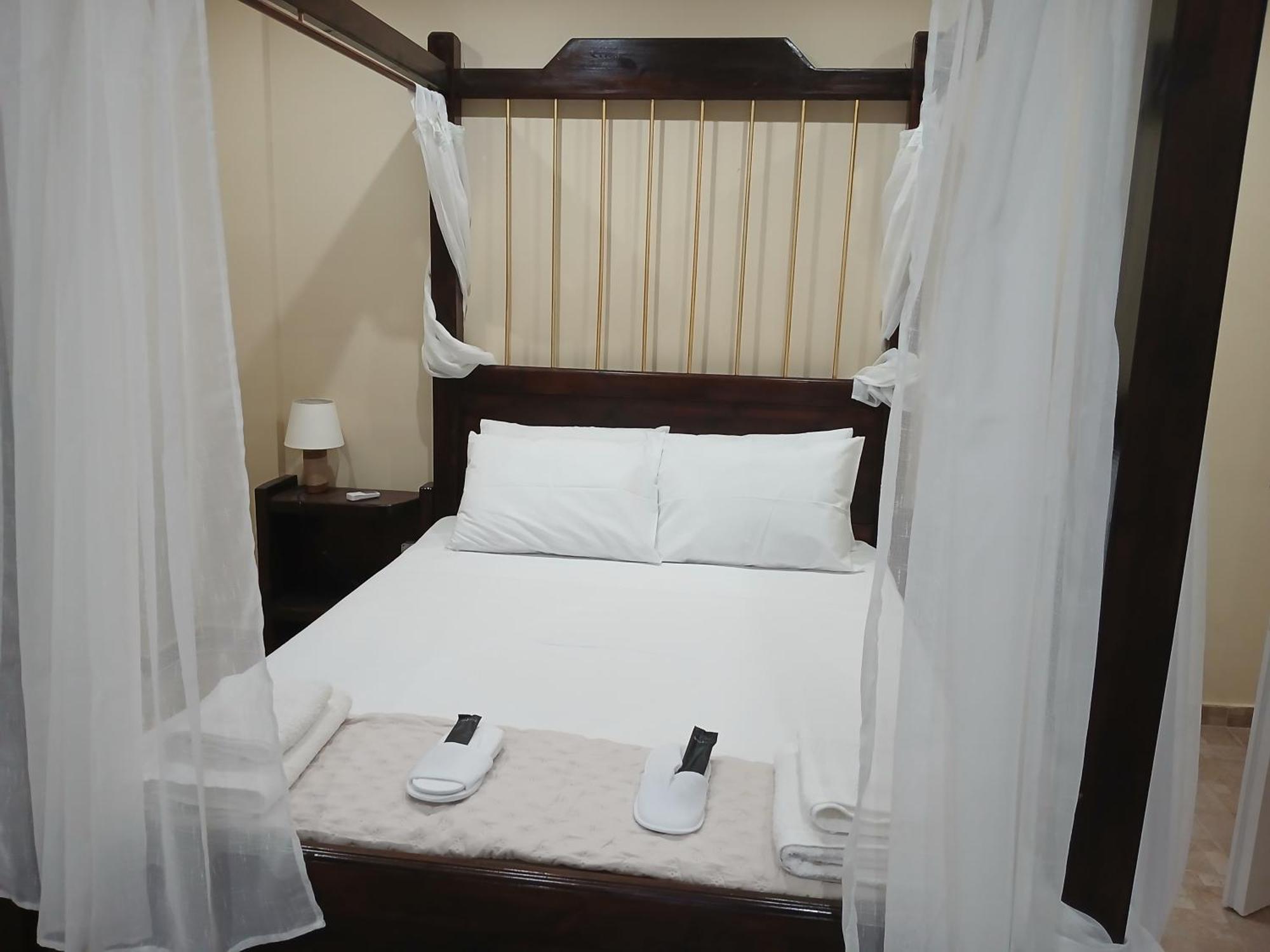 Villa Aspalathus Gold Skopelos Town