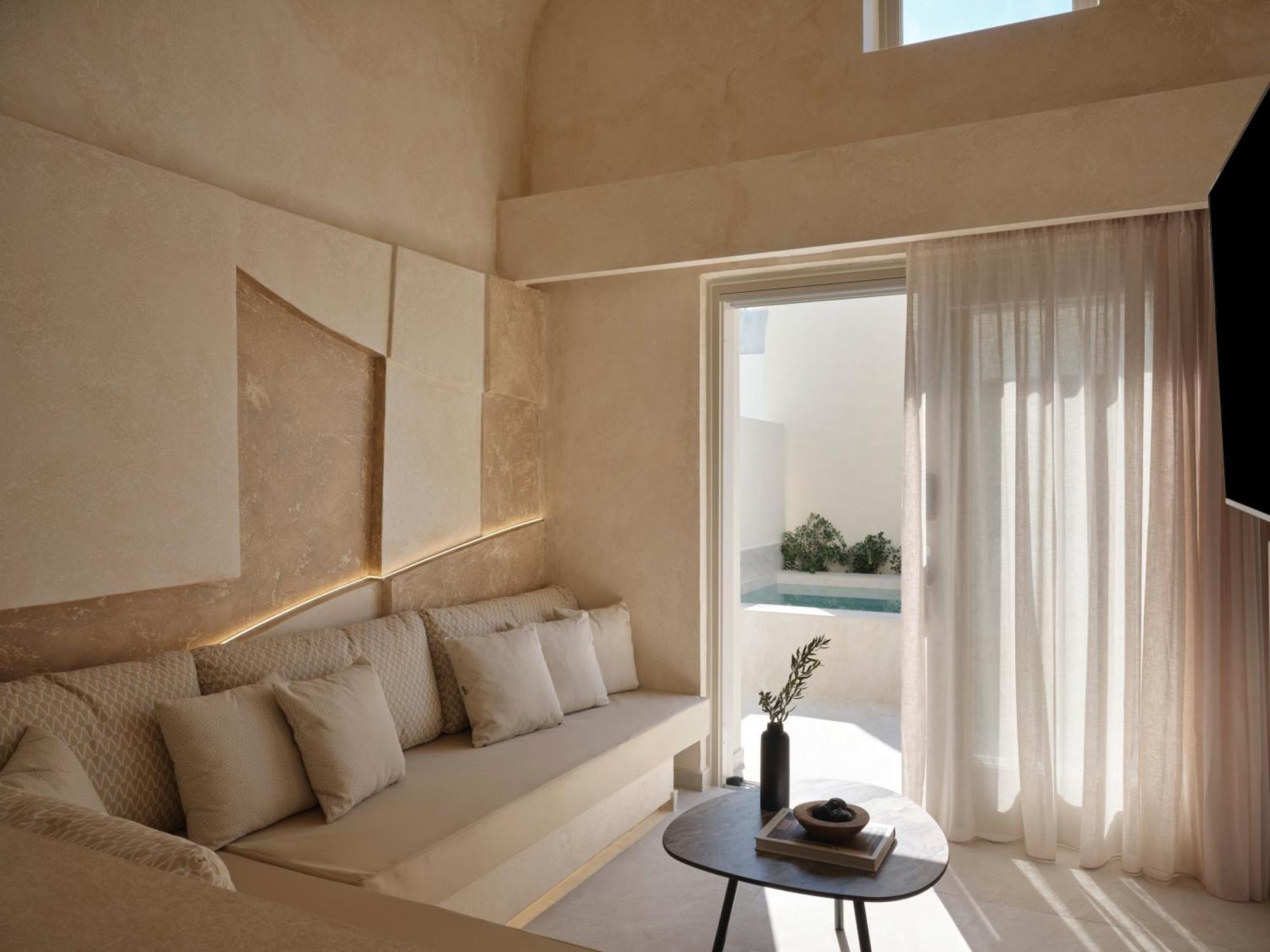 Heyday Luxury Hotel