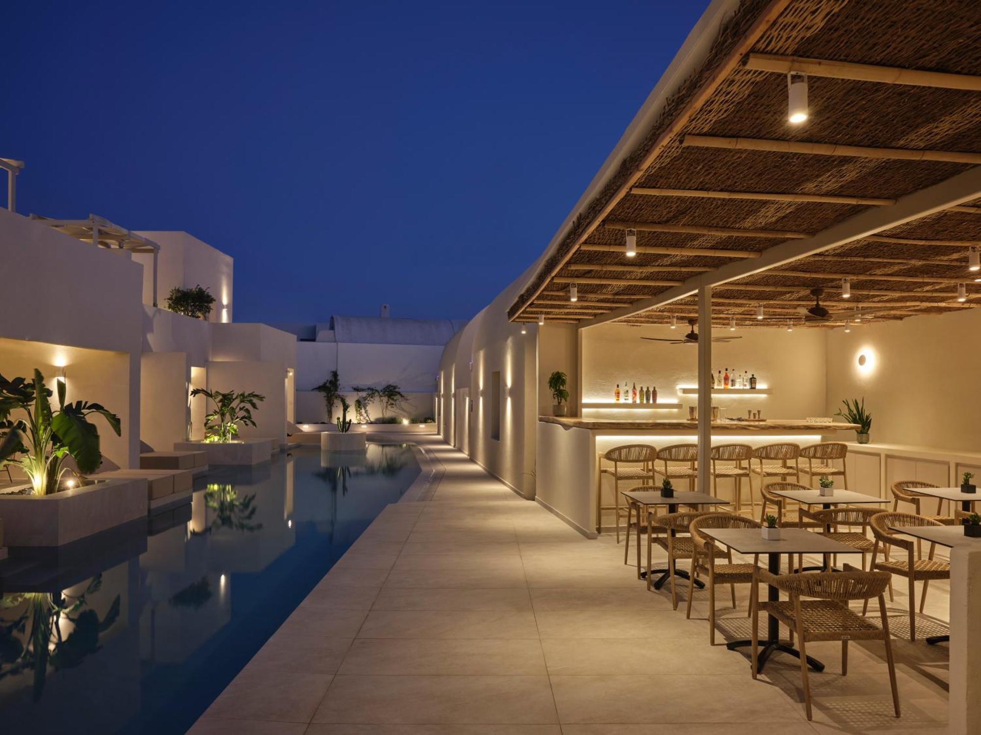 Heyday Luxury Perissa (Santorini)