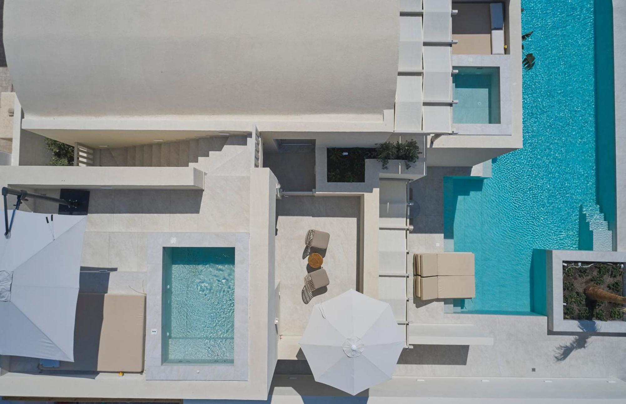 Heyday Luxury Perissa (Santorini)