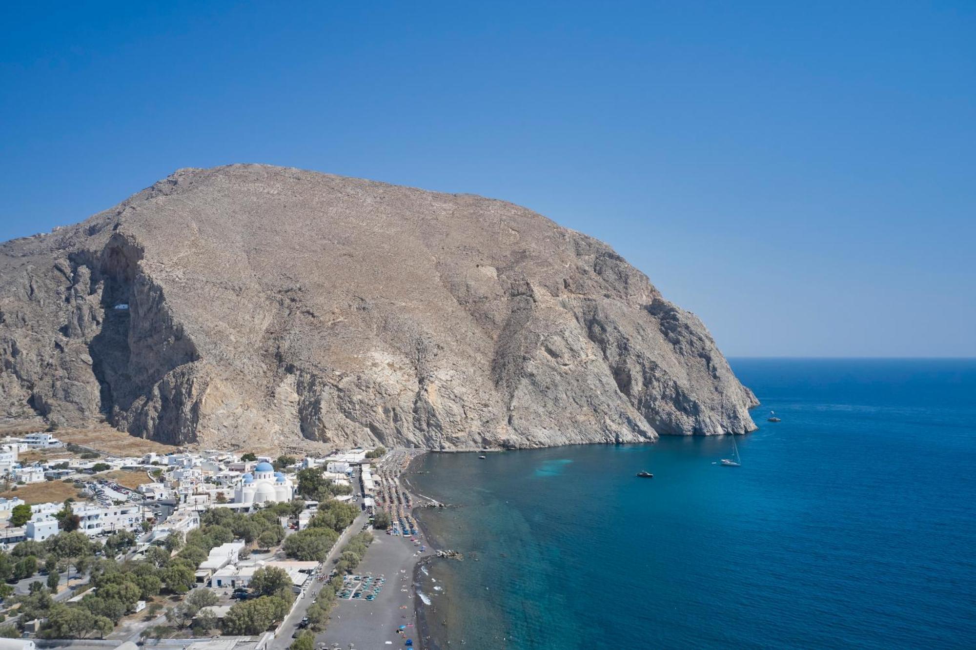 Heyday Luxury * Perissa (Santorini)