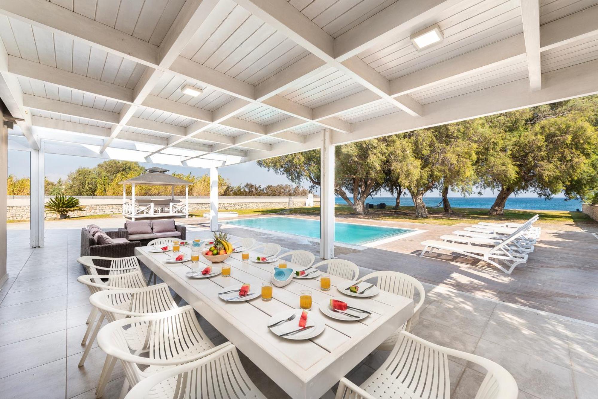 Villa Kiotari Dream Beachfront Gennadi