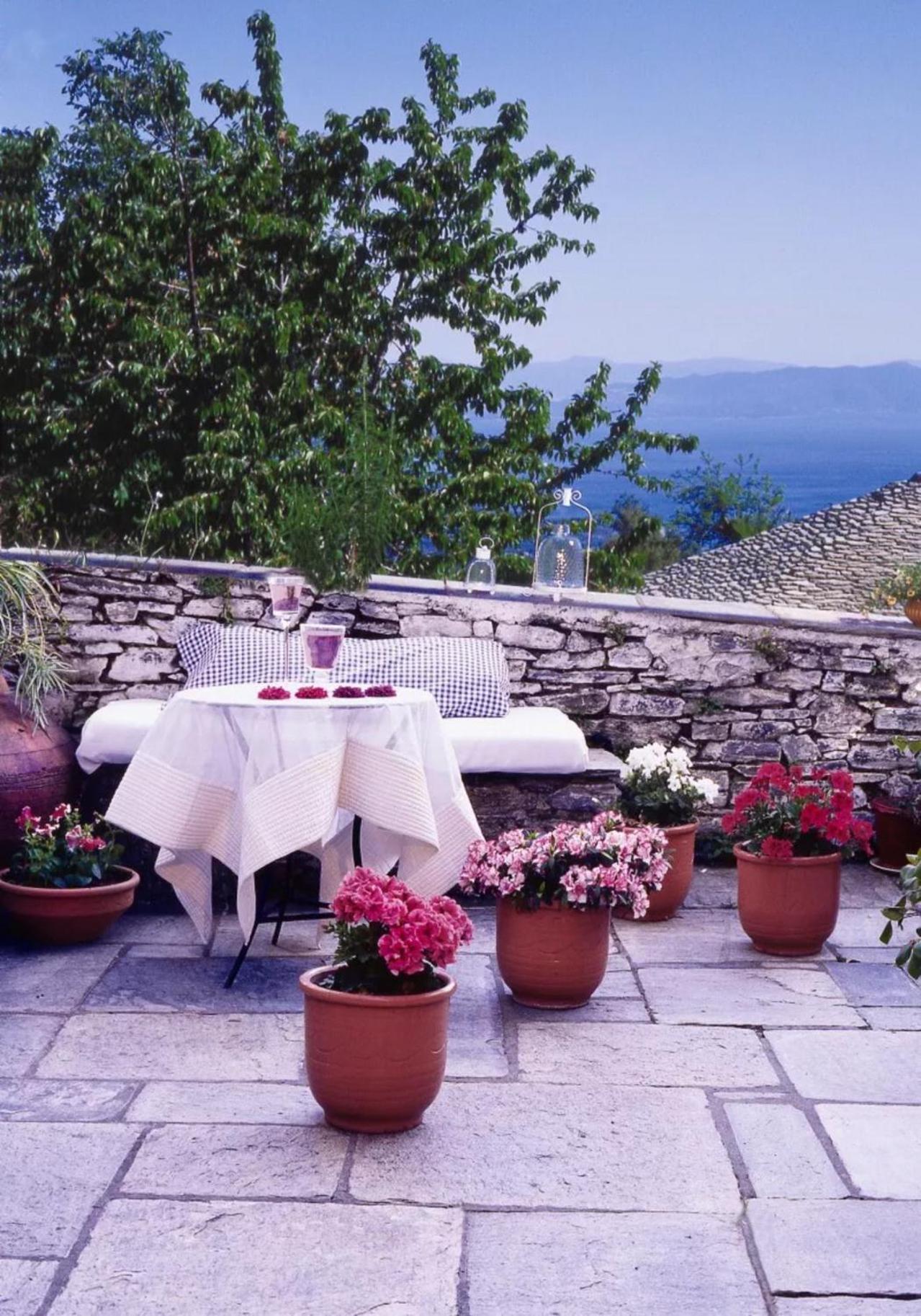 Santikos Mansion, Santikos Collection Guest house Vizitsa