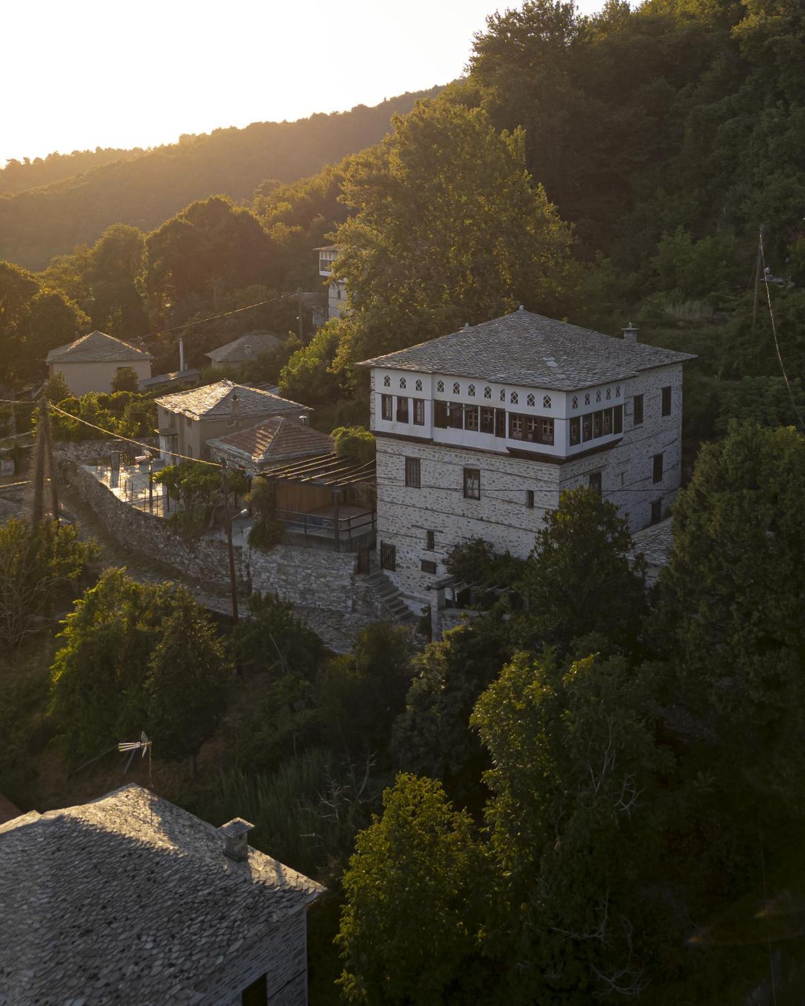 Guest house Santikos Mansion, Santikos Collection Vizitsa