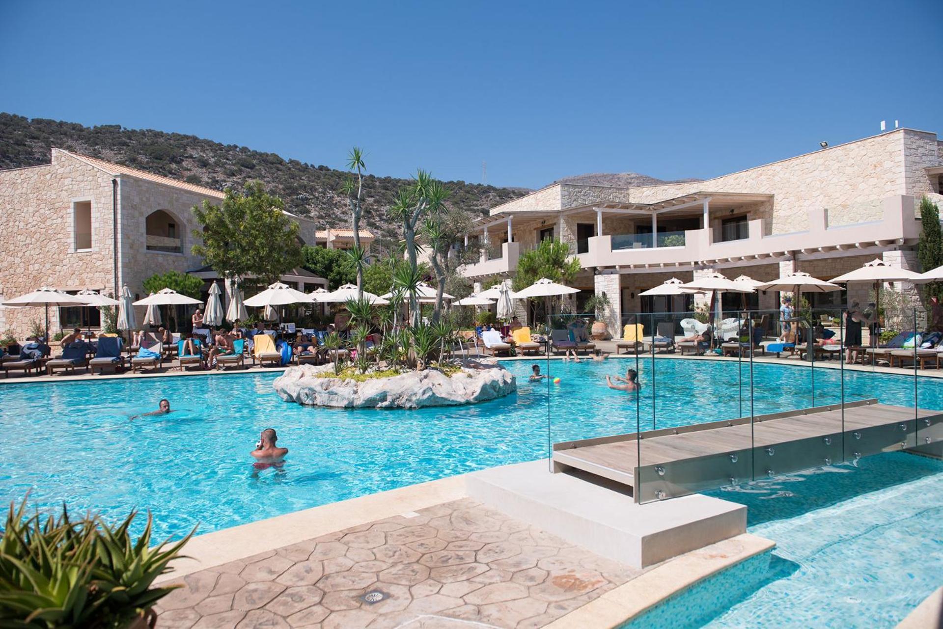Cactus Royal & Adults Only