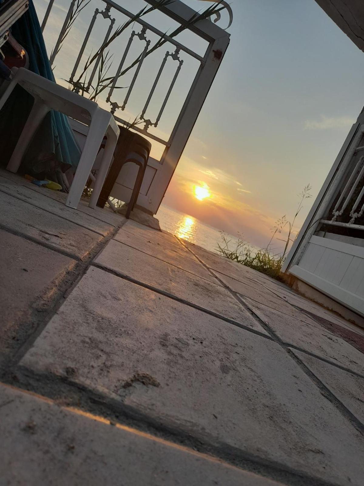 Apartment Iris Seafront Fourka