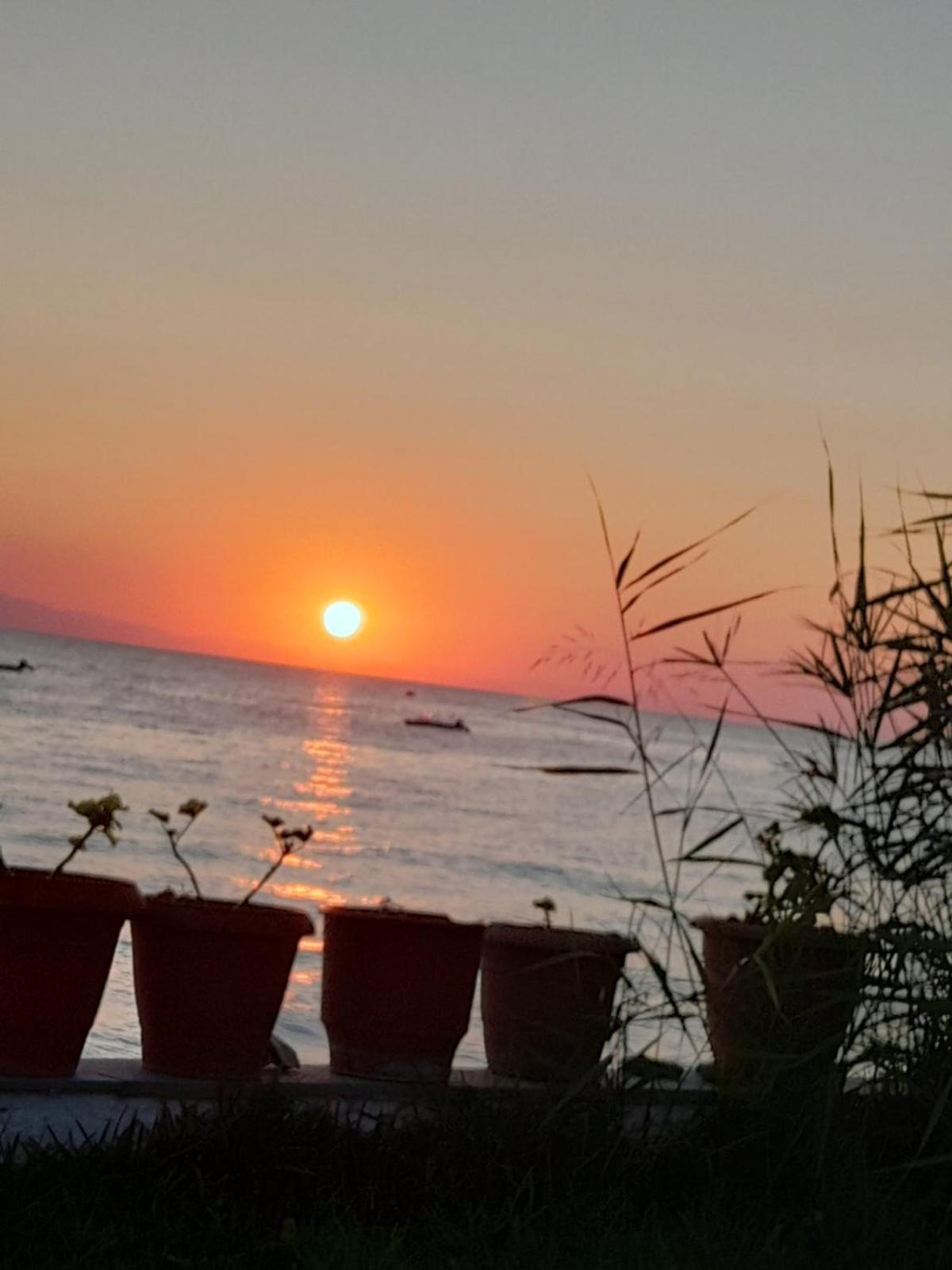 Apartment Iris Seafront Fourka