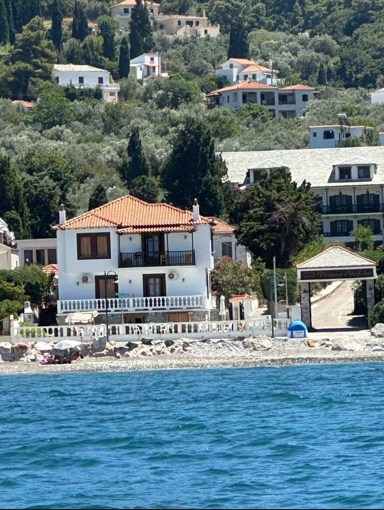 Apostolis Studios Guest house Skopelos Town