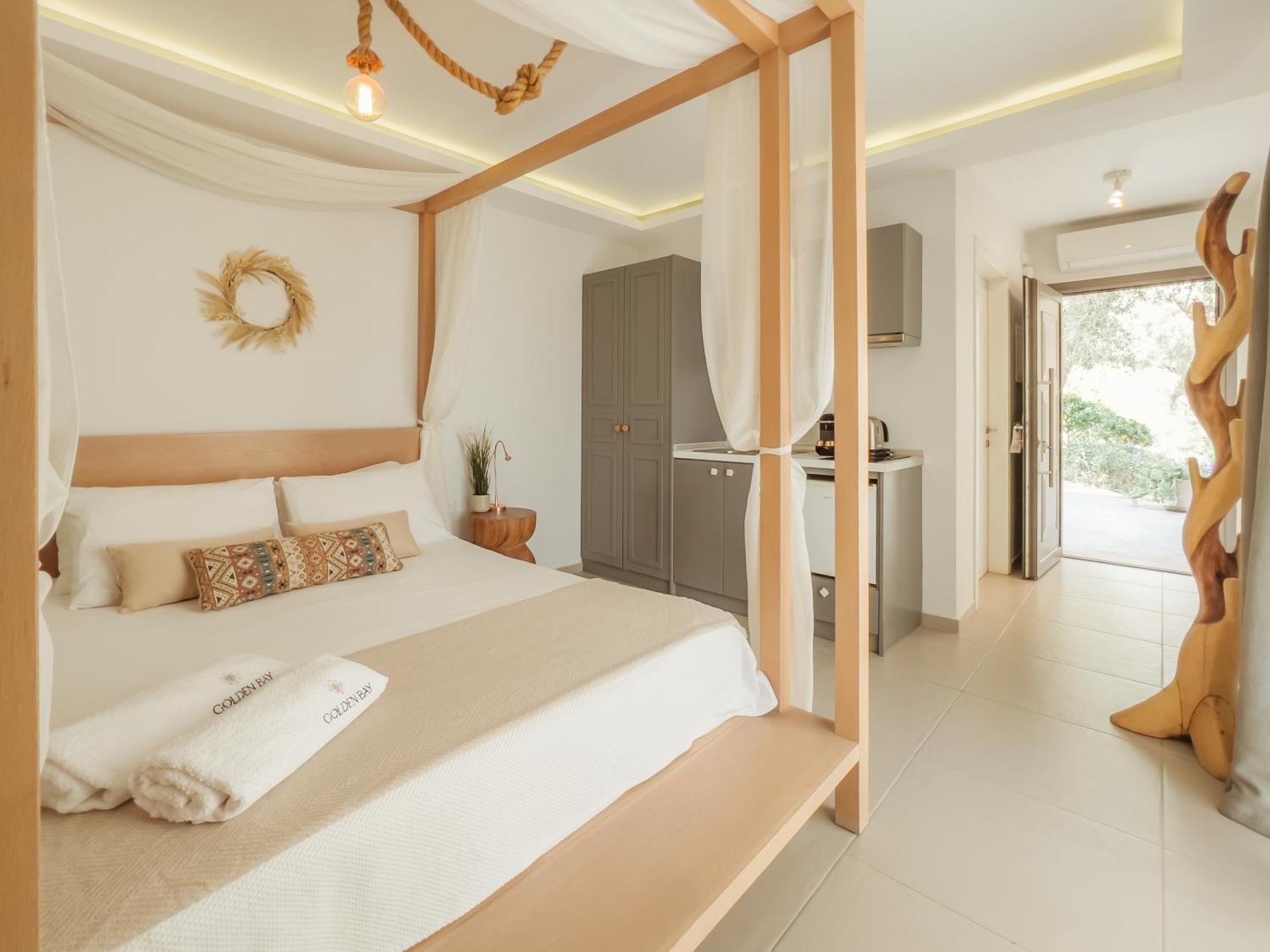 Golden Bay & Maisonettes * Parga