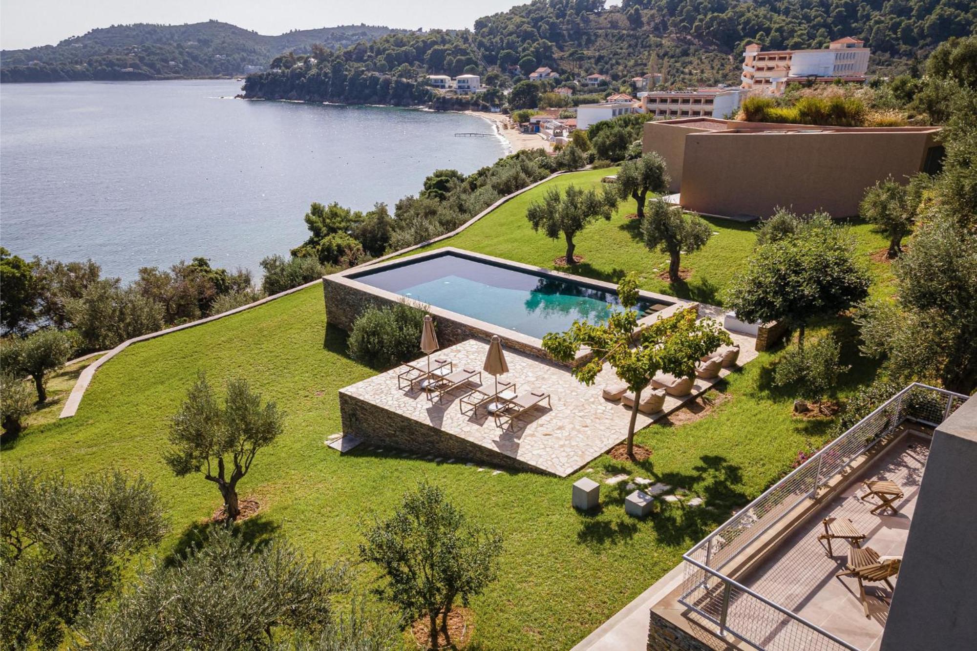 Pelagoon Skiathos * Achladies (Skiathos)