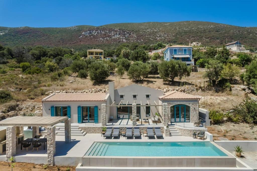 Electra Villa