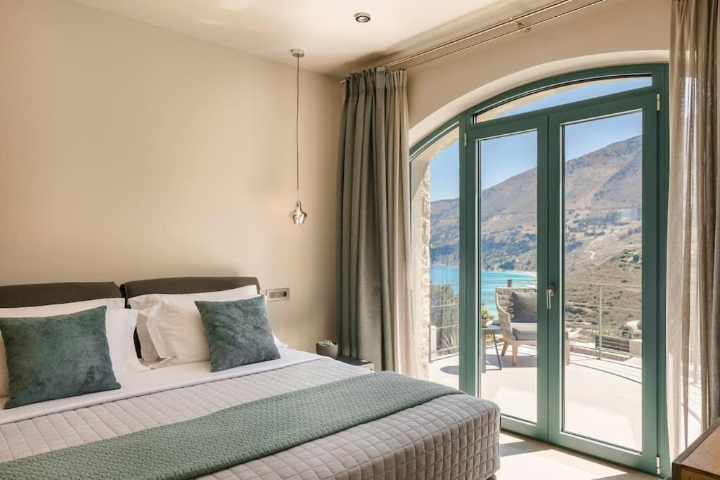 Electra Villa